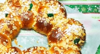 Roscón de Reyes con naranja glaseada y almíbar de azahar