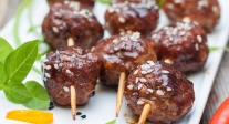 Albóndigas de pollo con soja, al estilo japonés